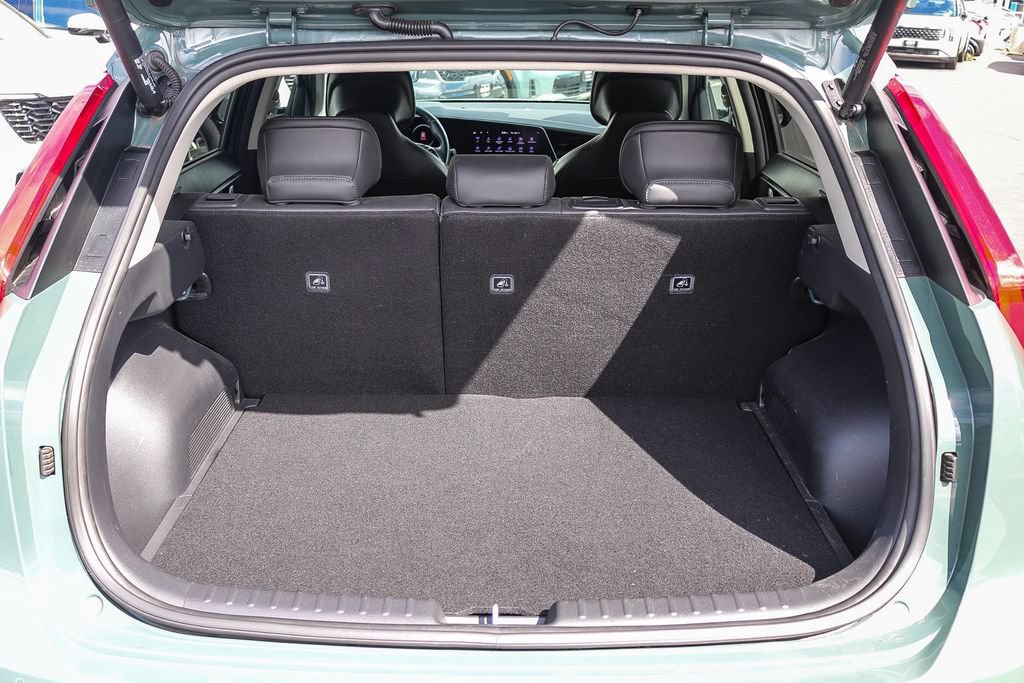 Certified 2023 Kia Niro Wind FWD image 24