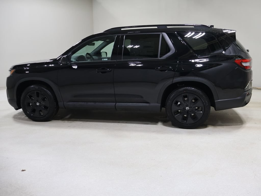 New 2026 Honda Pilot Black Edition image 5