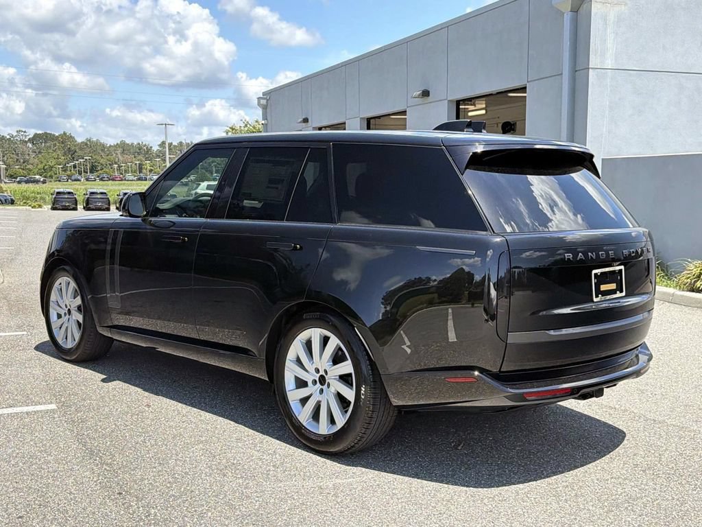 New 2026 Land Rover Range Rover SE AWD/4WD image 3