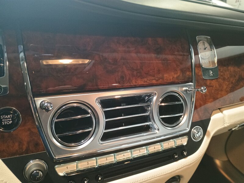 Used 2013 Rolls-Royce Ghost RWD image 31