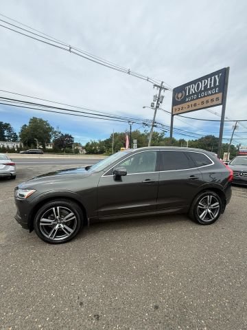 Used 2018 Volvo XC60 T5 Momentum w/ Convenience Package AWD/4WD image 8
