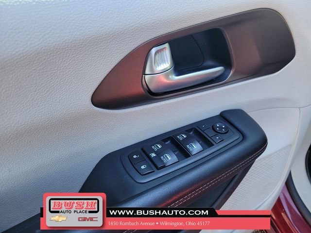 Used 2018 Chrysler Pacifica Touring-L Plus w/ Advanced Safetytec Group image 20