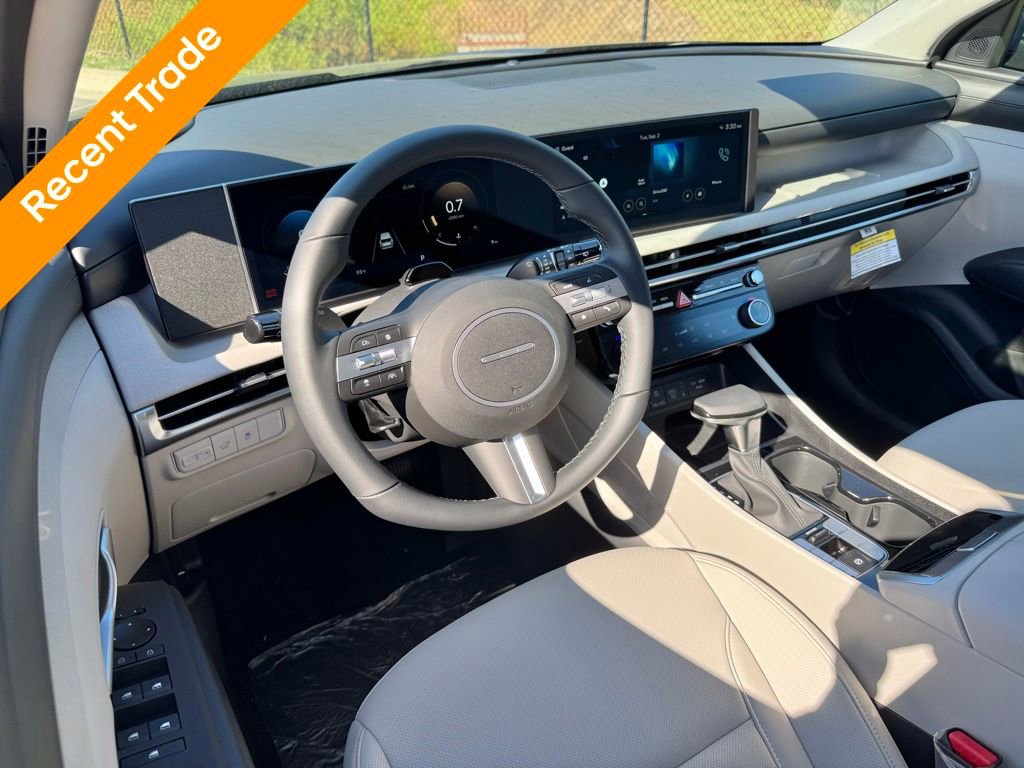 Used 2026 Hyundai Tucson SEL image 2