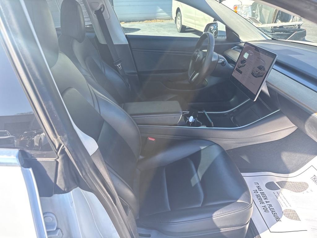 Used 2020 Tesla Model 3 Long Range image 30