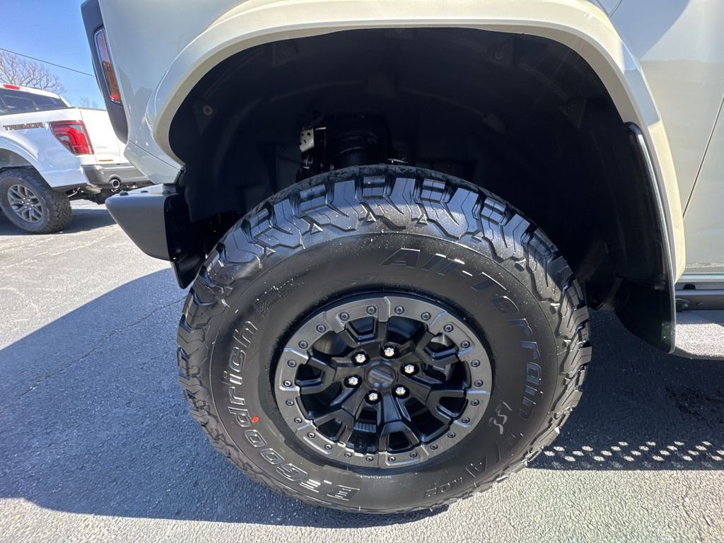 New 2026 Ford Bronco Raptor AWD/4WD image 10