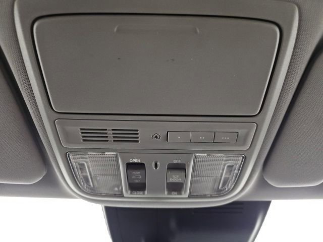 Used 2017 Honda CR-V Touring image 26