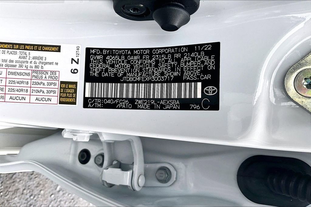 Used 2023 Toyota Corolla SE w/ SE Package image 17