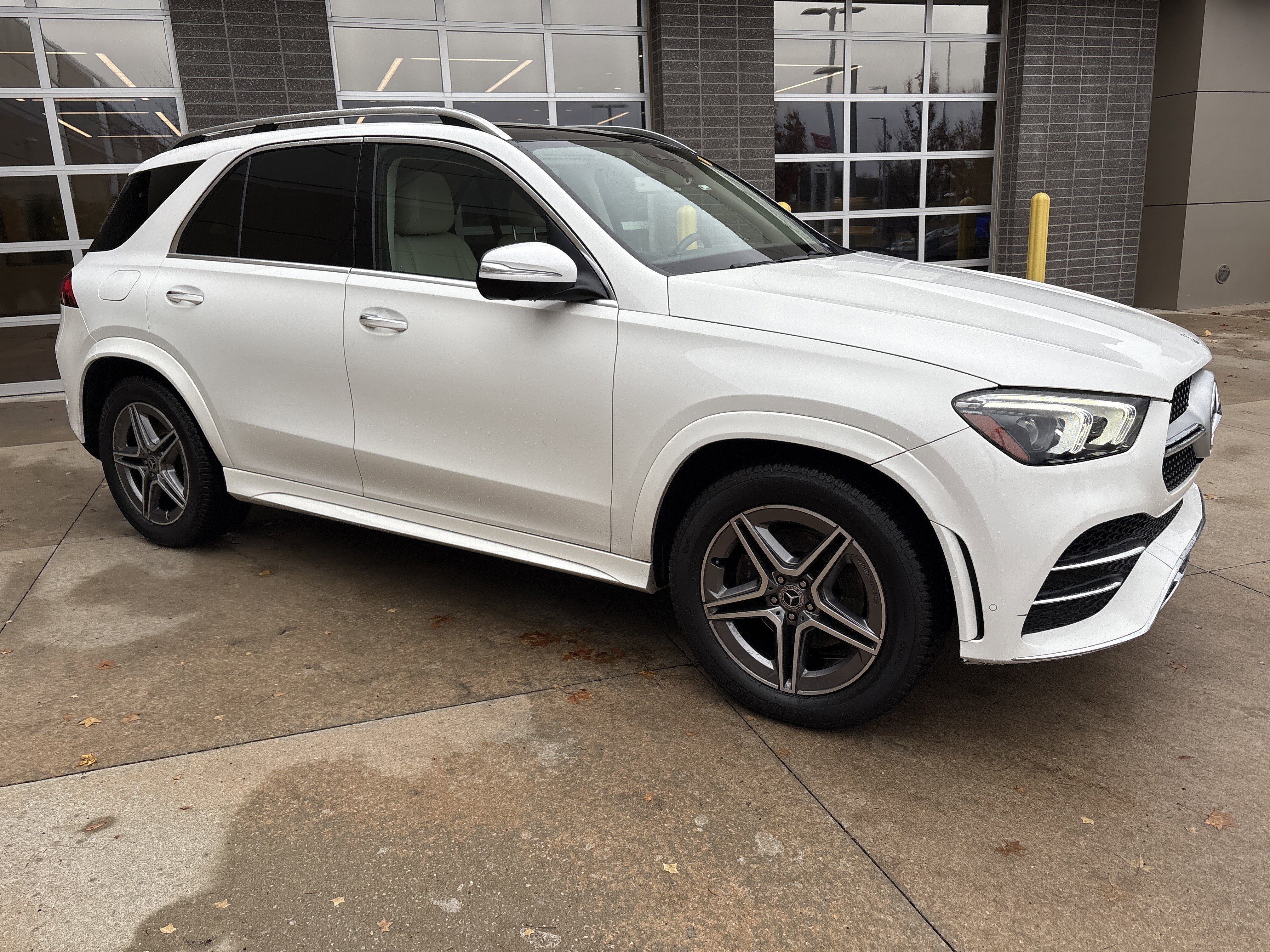 Used 2020 Mercedes-Benz GLE 350 4MATIC image 17