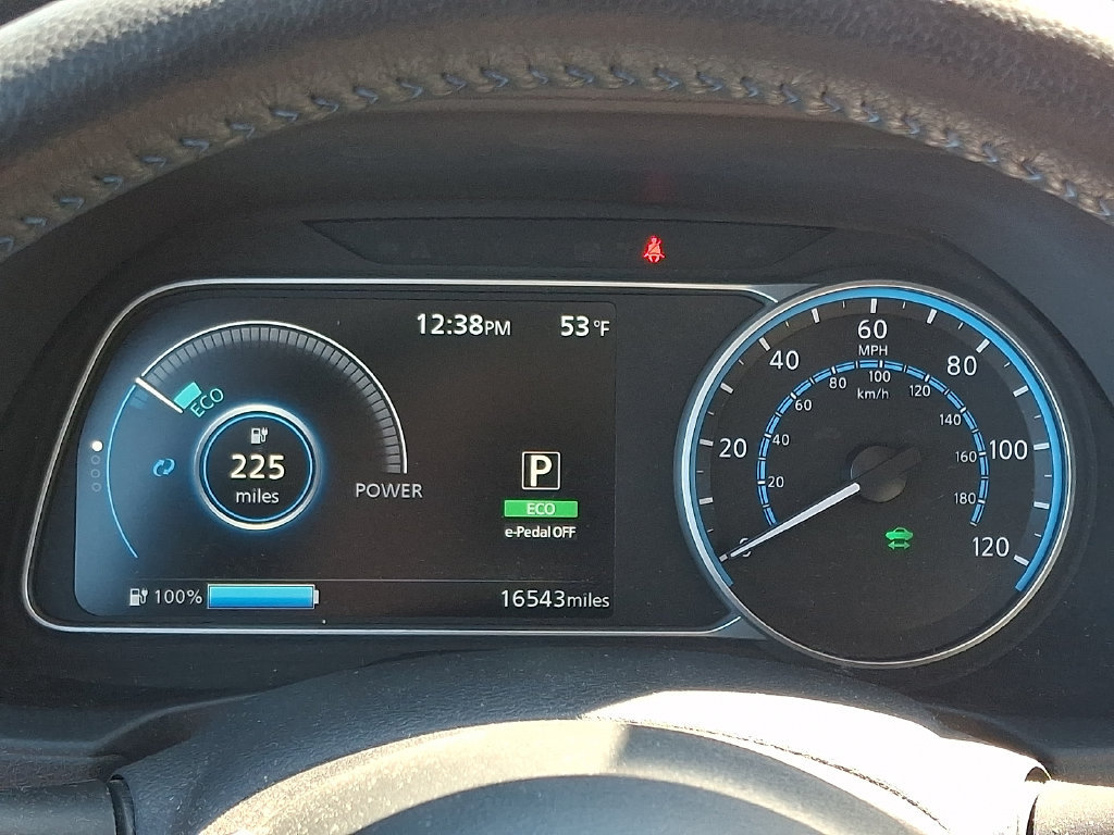 Certified 2023 Nissan Leaf SV Plus FWD image 22