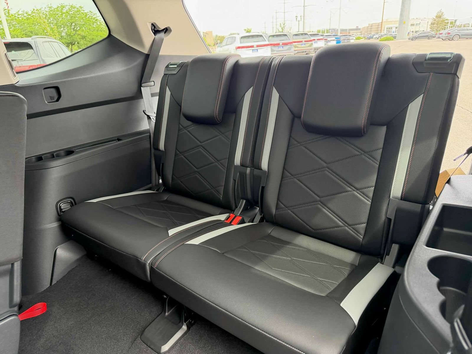 New 2026 Volkswagen Atlas Peak Edition AWD/4WD image 31