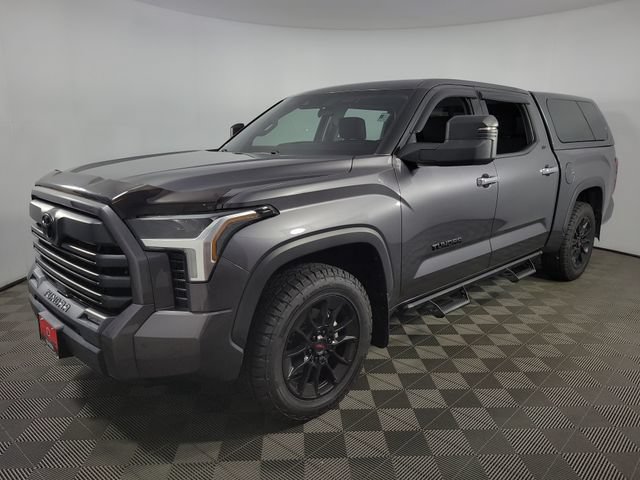 Used 2022 Toyota Tundra SR5 w/ Convenience Package RWD image 3