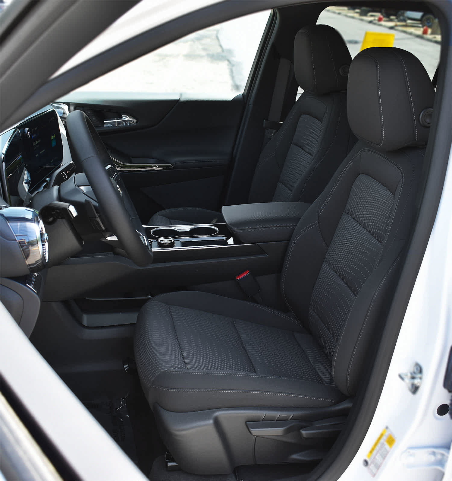 New 2026 Chevrolet Equinox LT AWD/4WD image 9