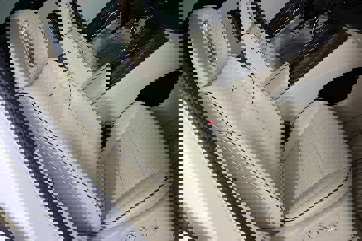 Used 2022 Cadillac Escalade ESV Premium Luxury w/ Performance Package image 40