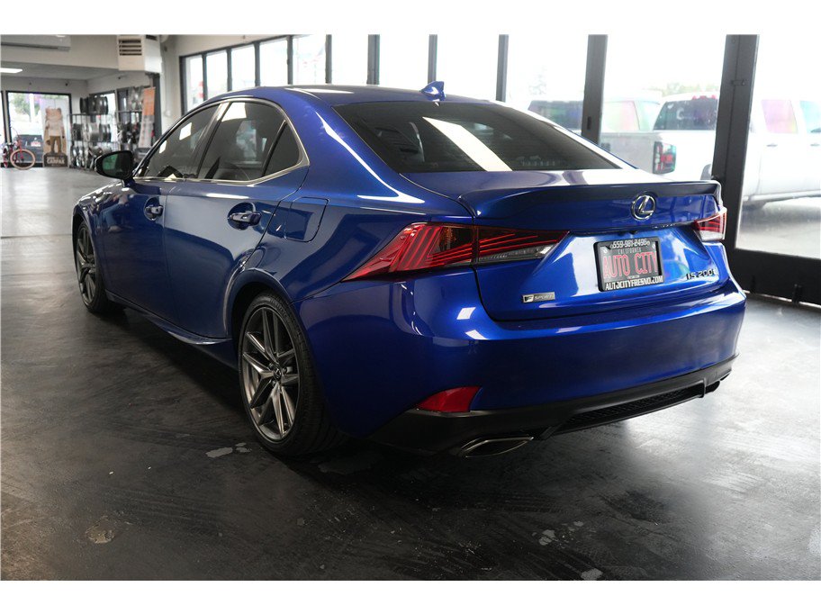 Used 2017 Lexus IS 200t F Sport w/ F Sport Package RWD image 5