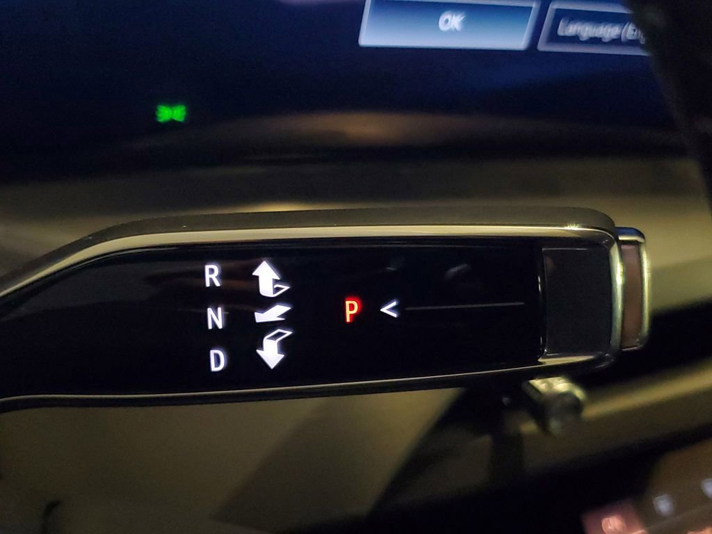 New 2026 Cadillac Vistiq Premium Luxury w/ LPO, Floor Liner Package image 24