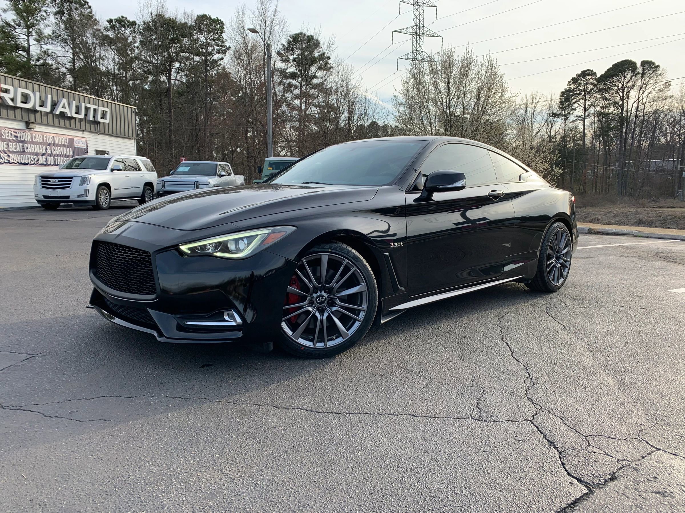 Used 2017 INFINITI Q60 Red Sport 400 image 7