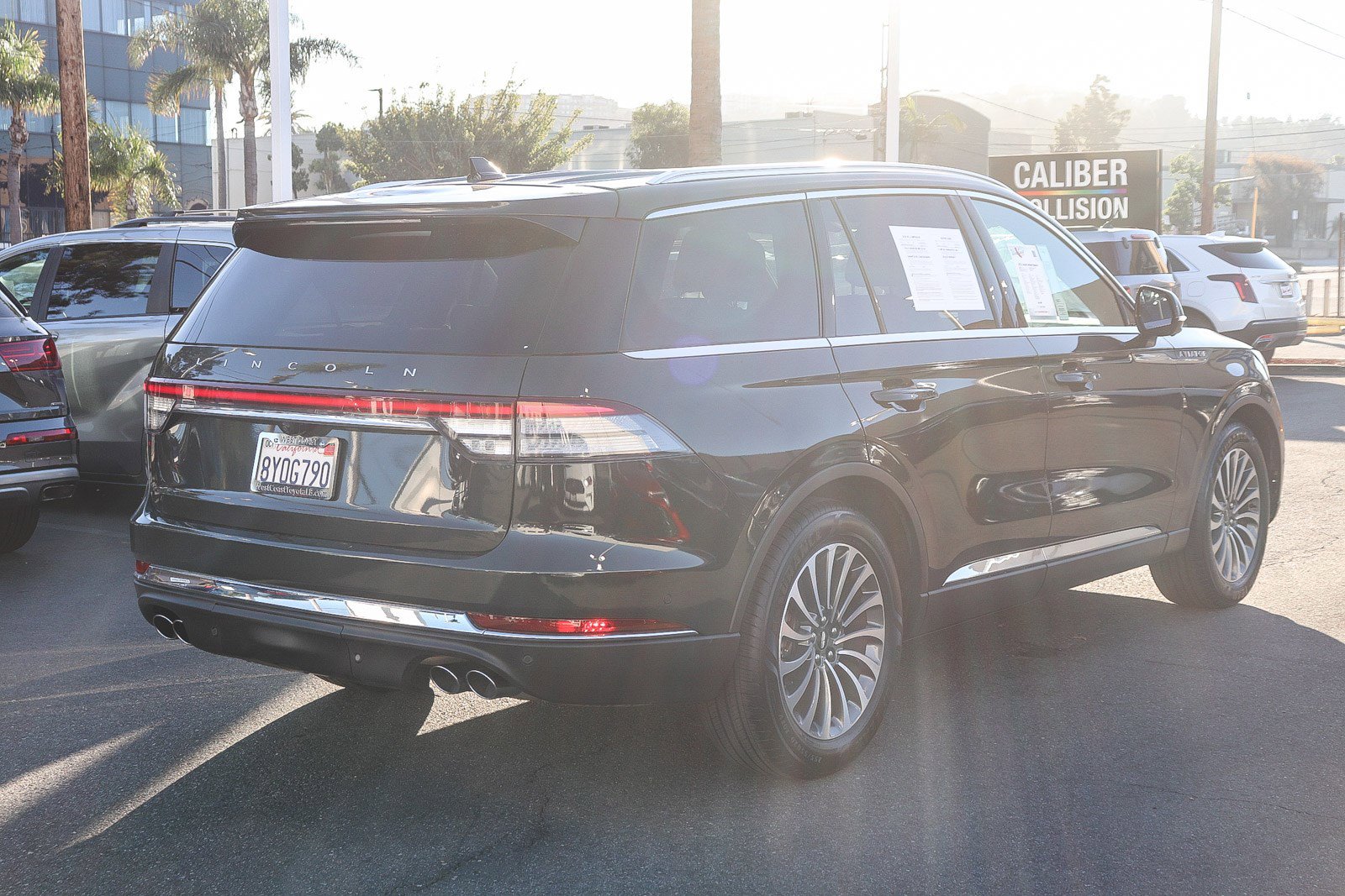 Used 2022 Lincoln Aviator Reserve w/ Elements Package Plus image 7