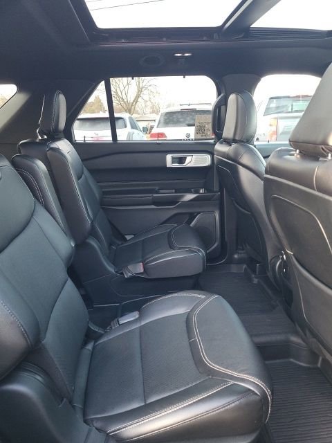 Used 2020 Ford Explorer ST w/ ST Street Pack image 22