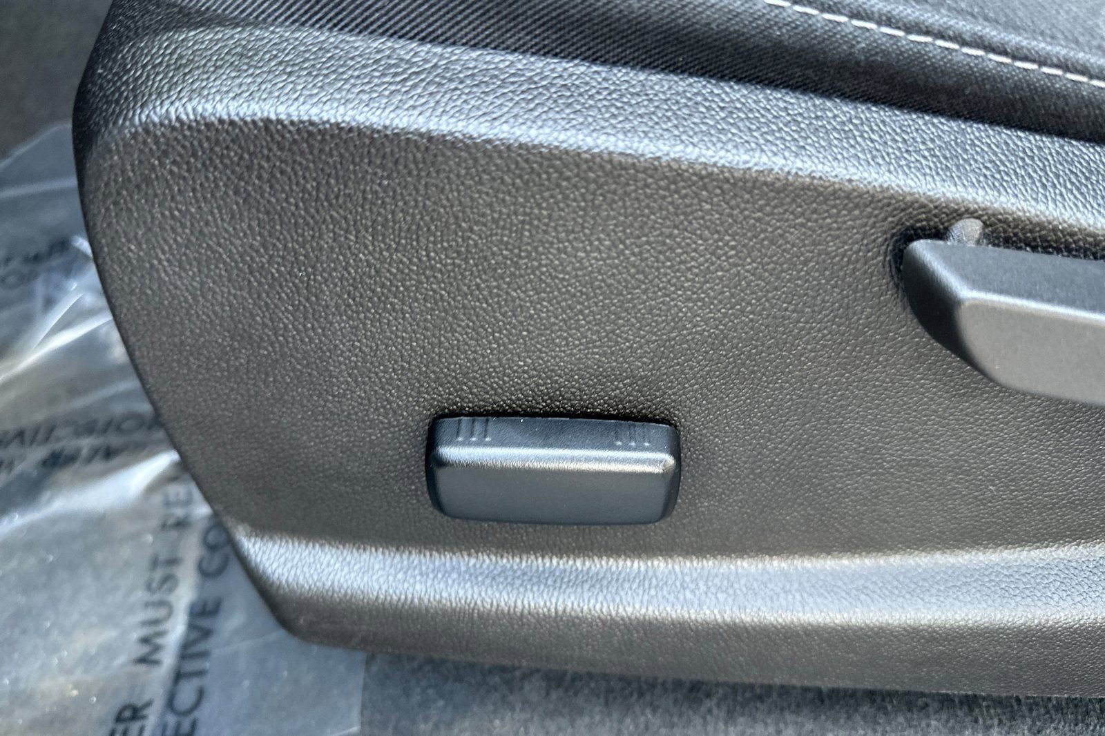 Certified 2022 GMC Canyon Elevation w/ Trailering Package image 12