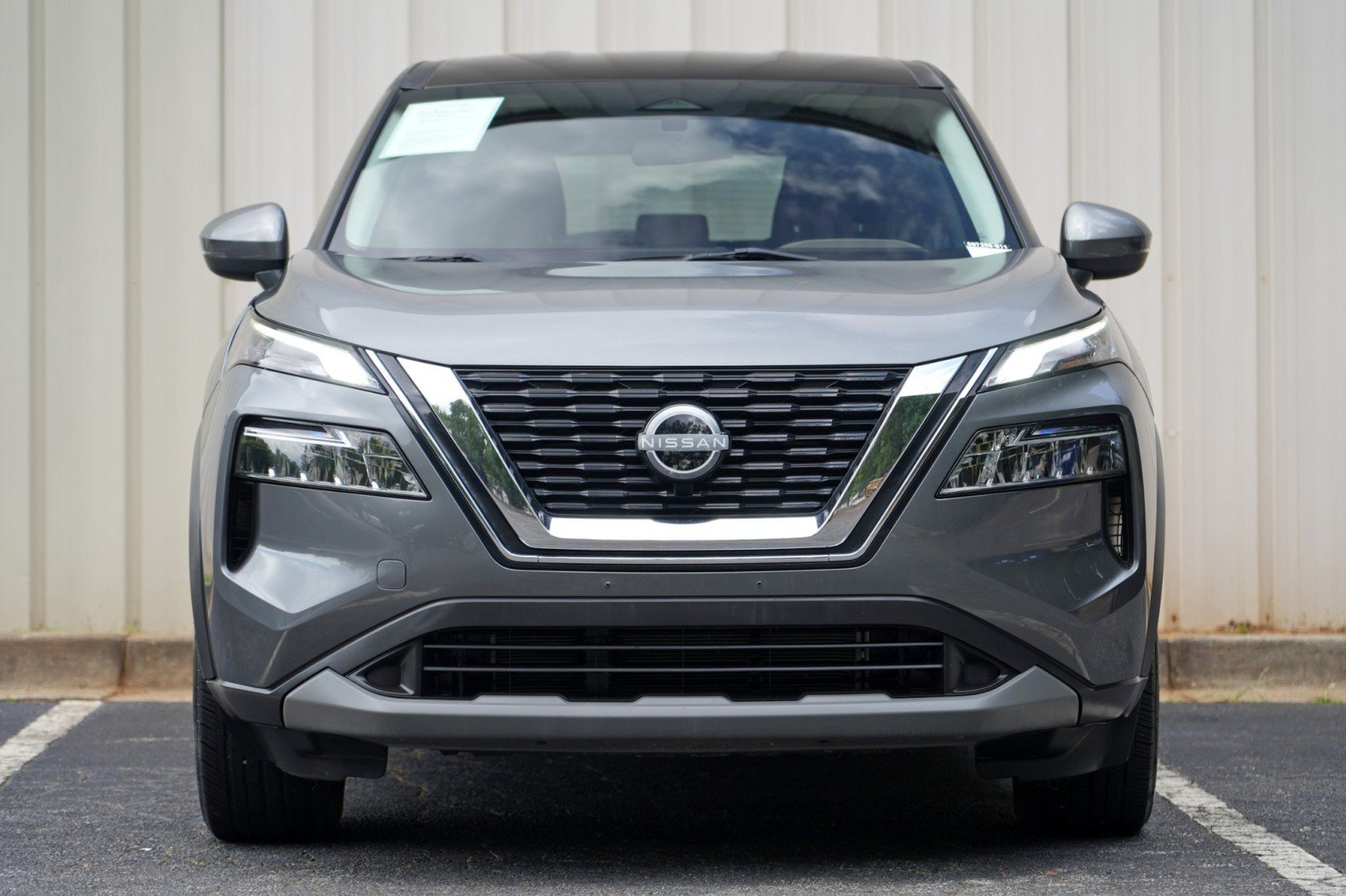 Used 2022 Nissan Rogue SV FWD image 6
