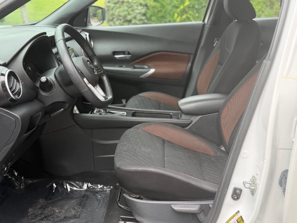Used 2021 Nissan Kicks SR FWD image 10