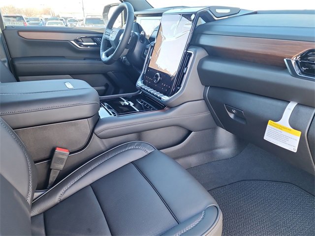 New 2026 GMC Yukon Denali image 17