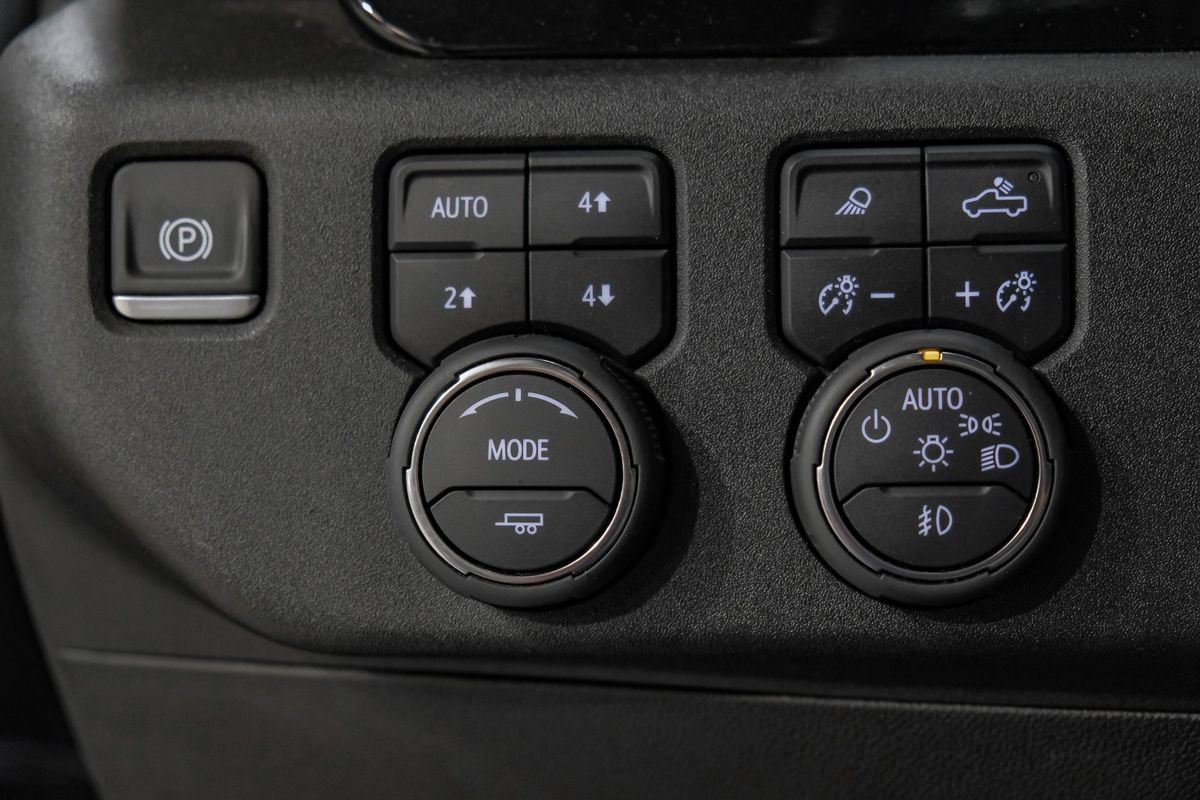 Used 2025 Chevrolet Silverado 2500 LTZ w/ LTZ Premium Texas Edition image 31