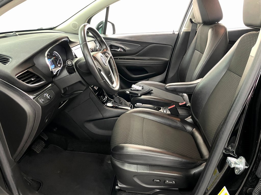 Certified 2022 Buick Encore Preferred w/ Safety Package image 7
