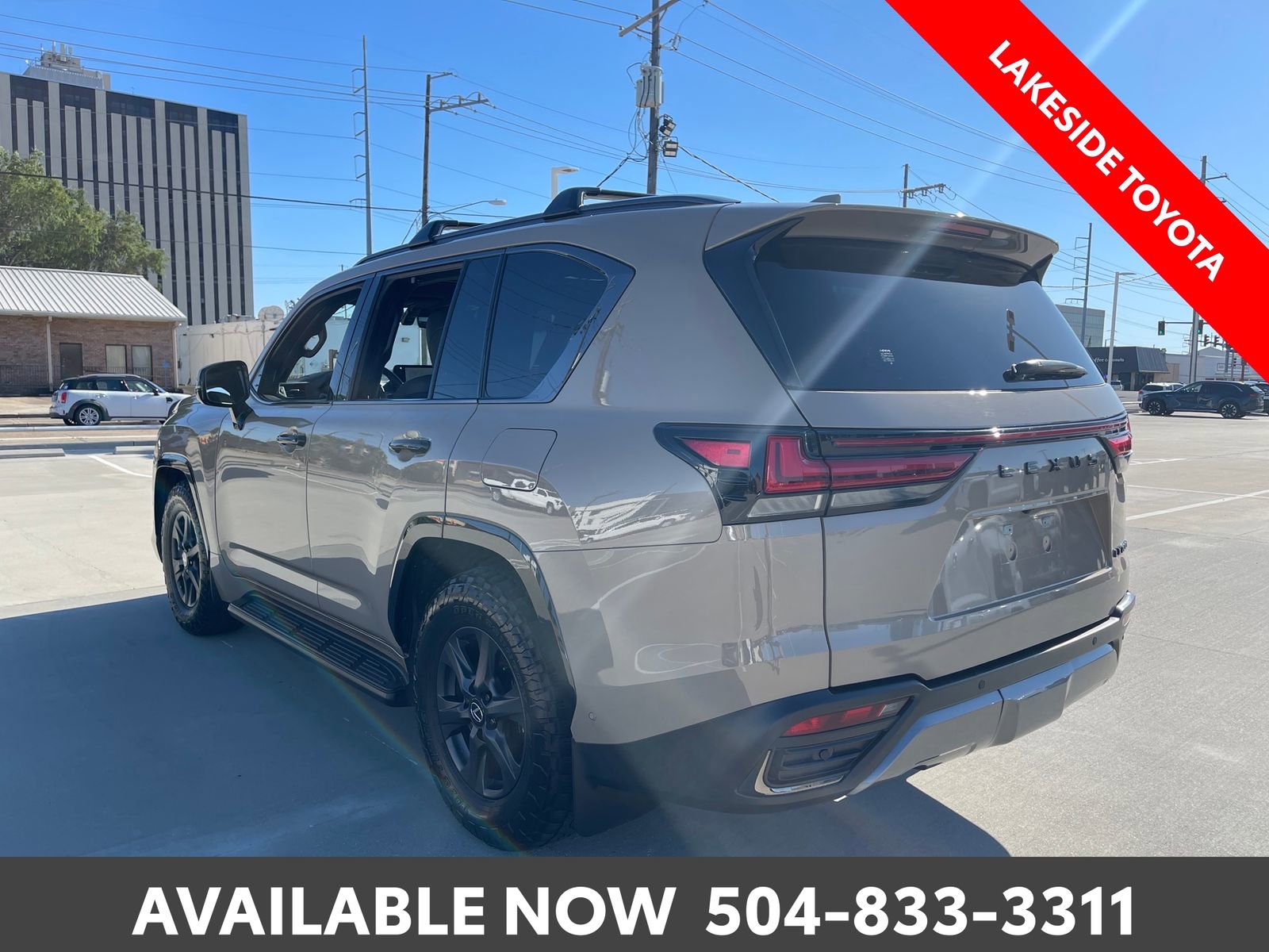 Used 2025 Lexus LX 700h Overtrail AWD/4WD image 3