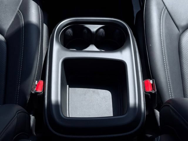 Used 2025 Chrysler Pacifica Select FWD image 43