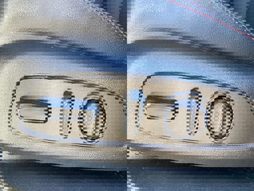 Used 2024 Chevrolet Equinox RS image 13