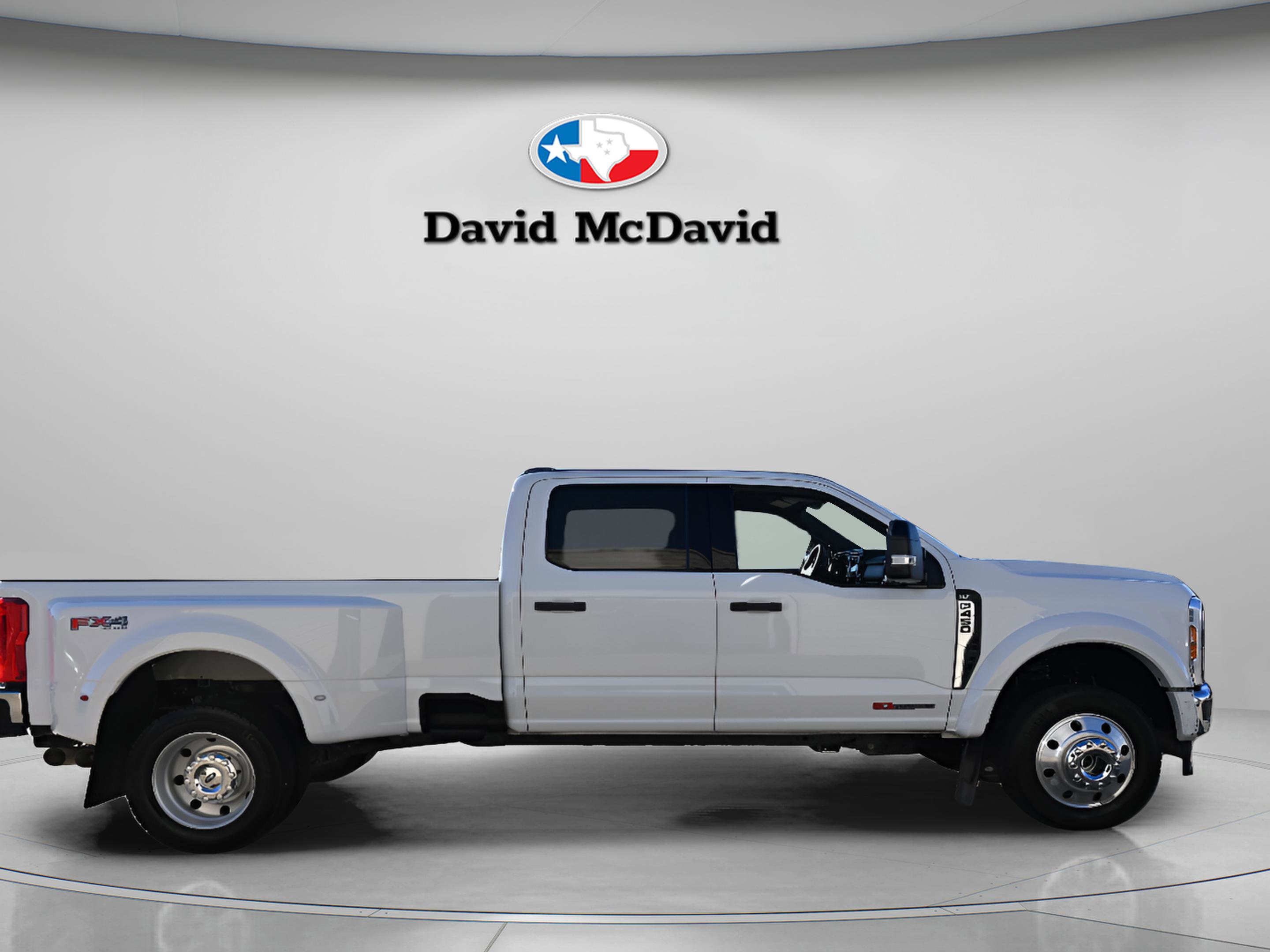 Used 2025 Ford F450 XLT w/ FX4 Off-Road Package AWD/4WD image 7