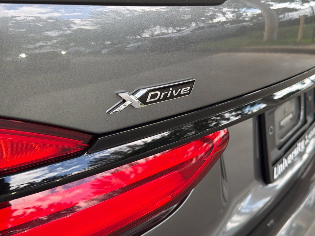 Used 2019 BMW 740i xDrive w/ Executive Package AWD/4WD image 21
