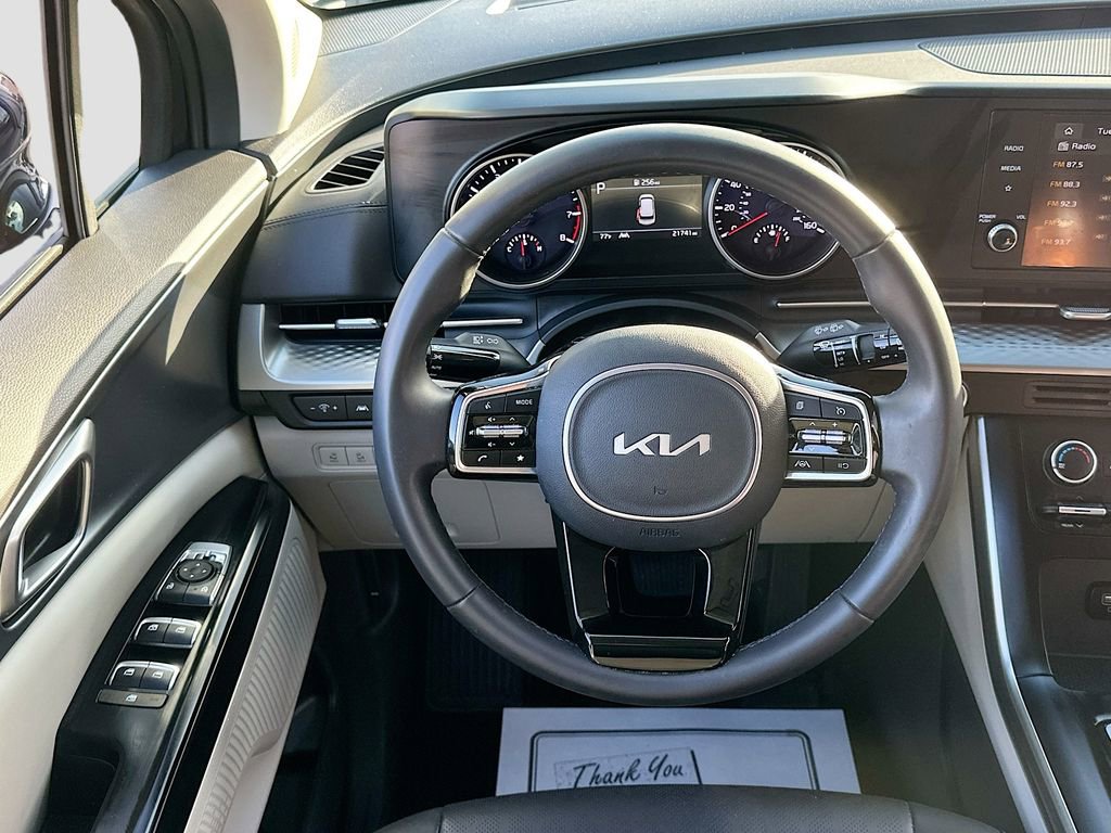 Certified 2024 Kia Carnival LX image 19