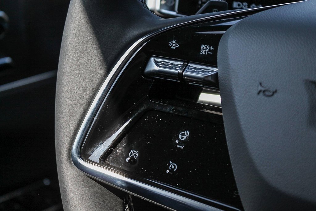 New 2025 Cadillac Lyriq Sport image 16