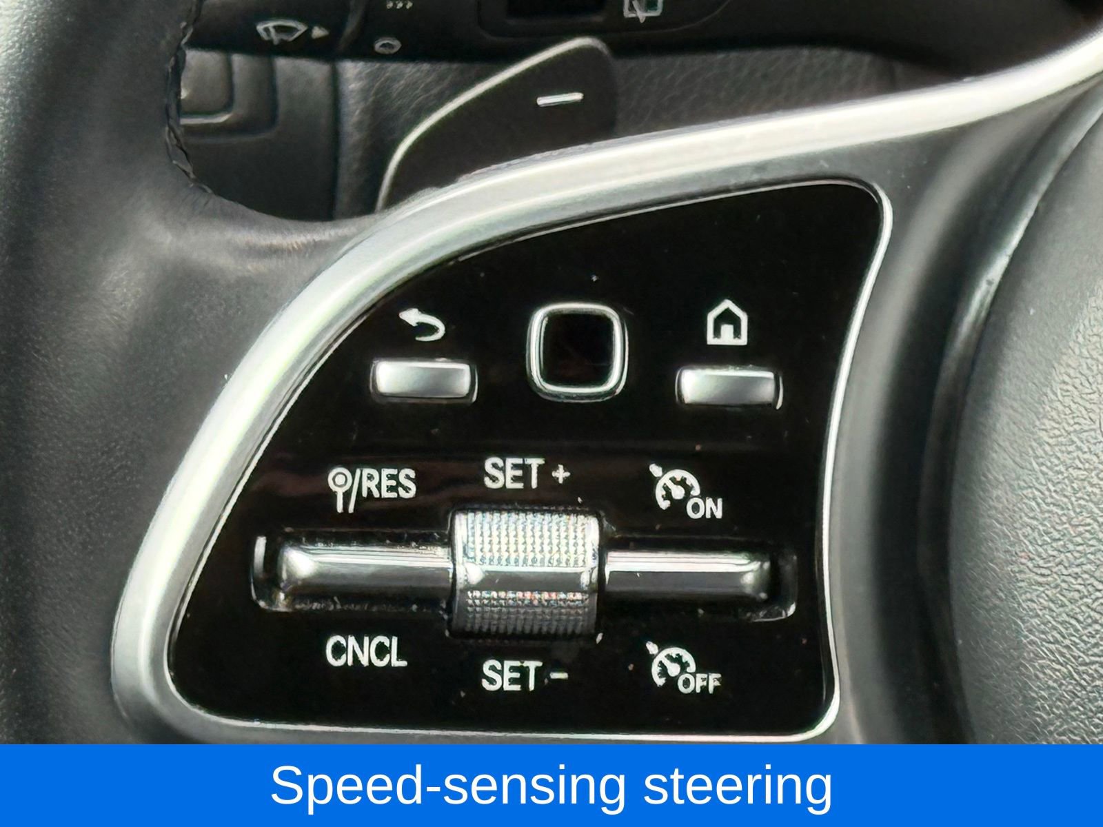 Used 2022 Mercedes-Benz GLC 300 4MATIC image 28