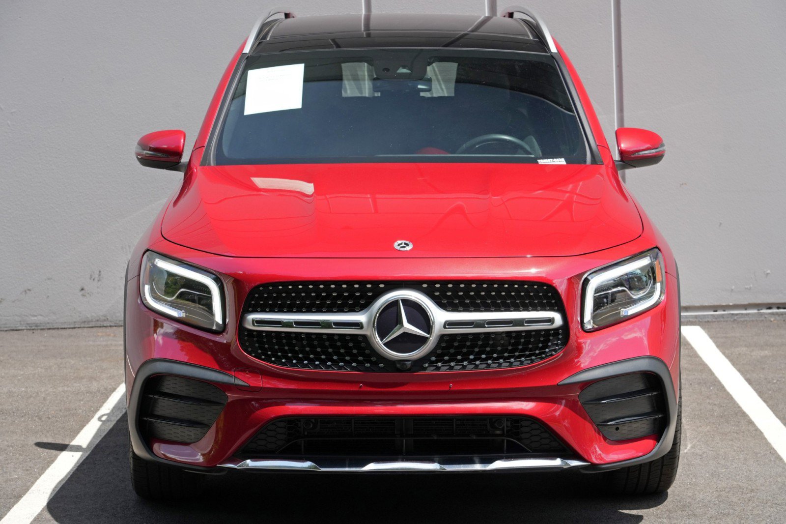 Used 2022 Mercedes-Benz GLB 250 w/ AMG Line image 51