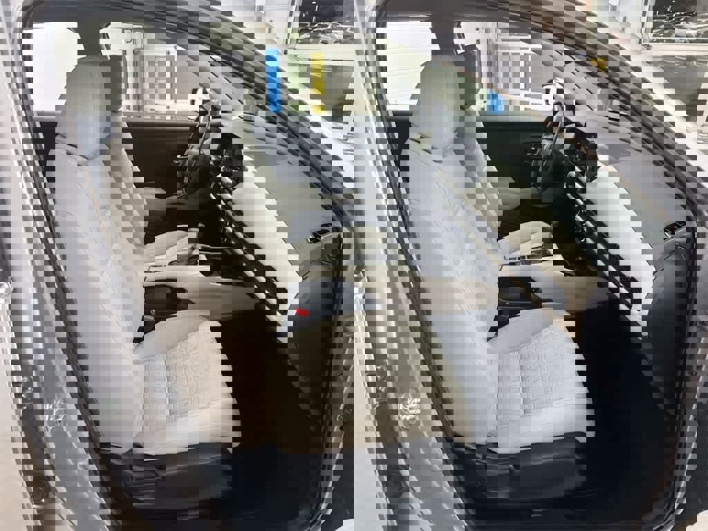 Certified 2024 Honda HR-V LX image 21