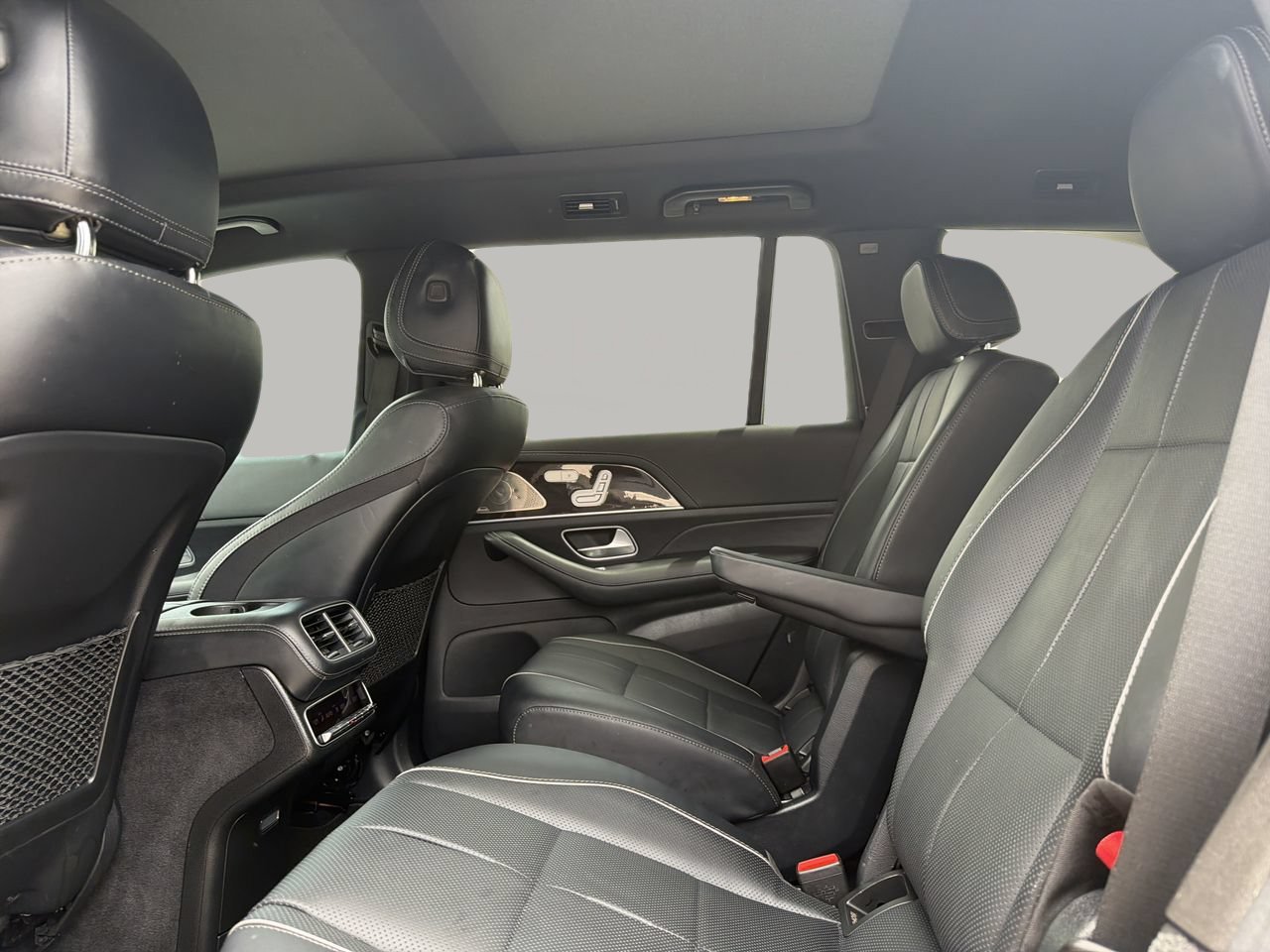Used 2023 Mercedes-Benz GLS 450 4MATIC image 17