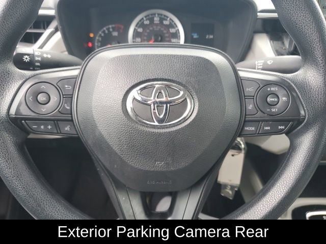 Used 2022 Toyota Corolla Cross L image 28