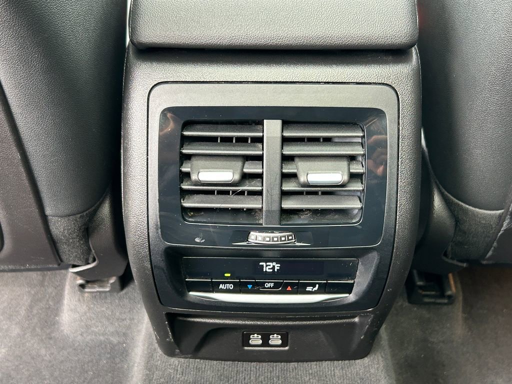 Used 2021 BMW X3 xDrive30i w/ Premium Package image 32