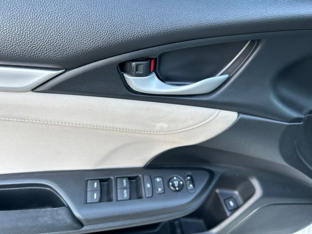 Used 2017 Honda Civic EX image 10