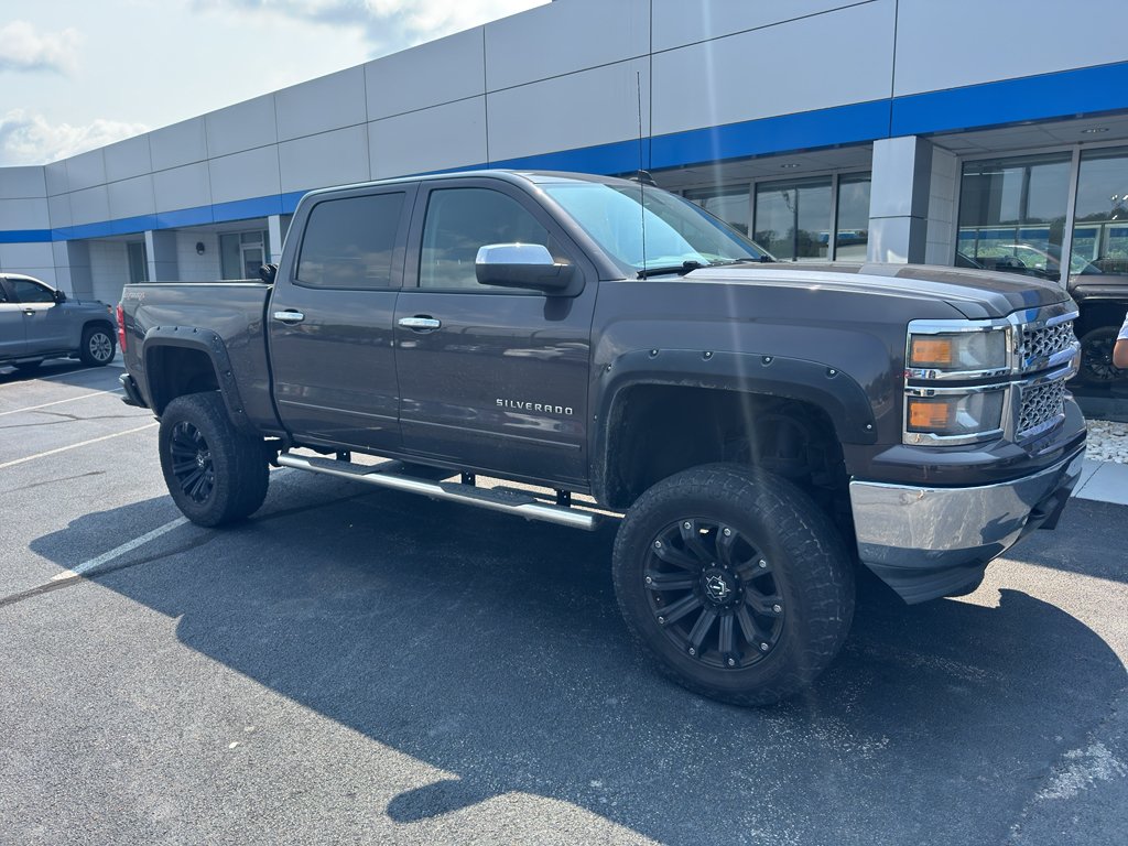 Used 2015 Chevrolet Silverado 1500 LT AWD/4WD image 3