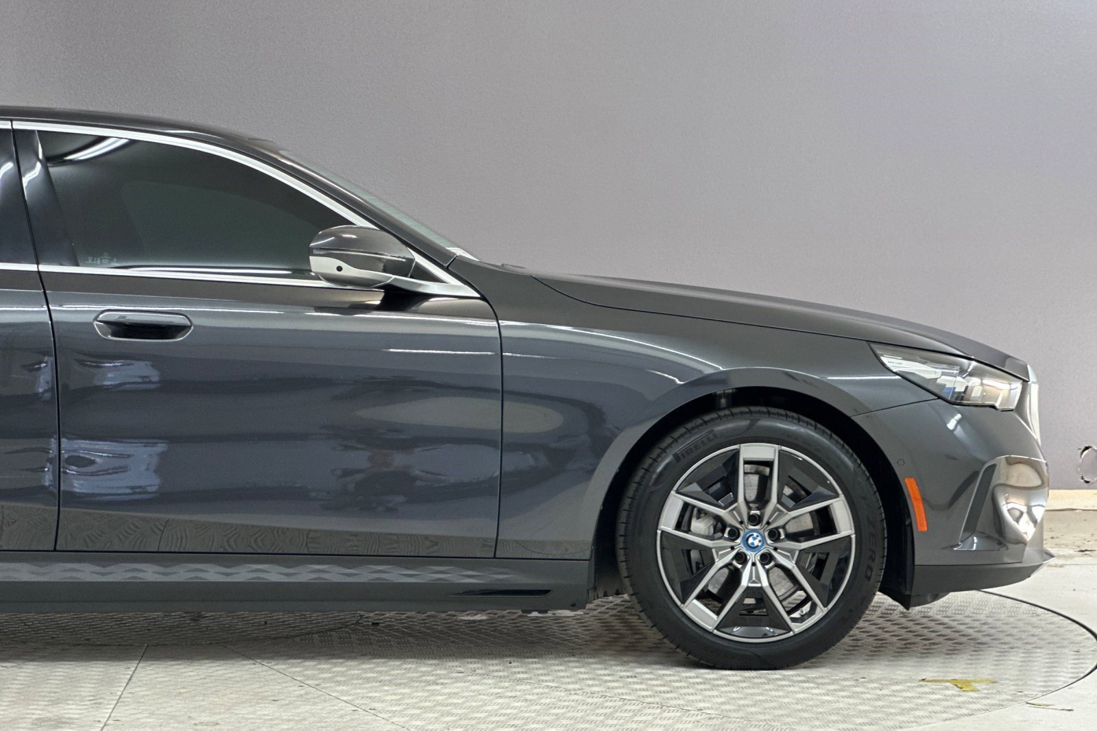 Certified 2024 BMW i5 eDrive40i w/ Premium Package RWD image 35