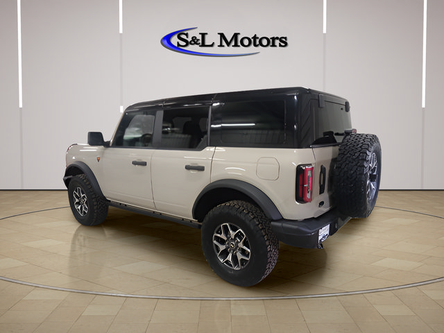 Used 2025 Ford Bronco Badlands AWD/4WD image 5