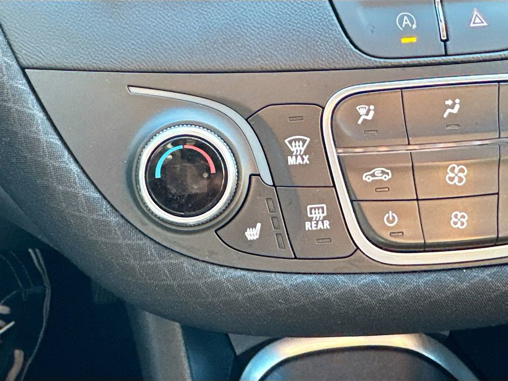 Used 2024 Chevrolet Malibu LT image 20