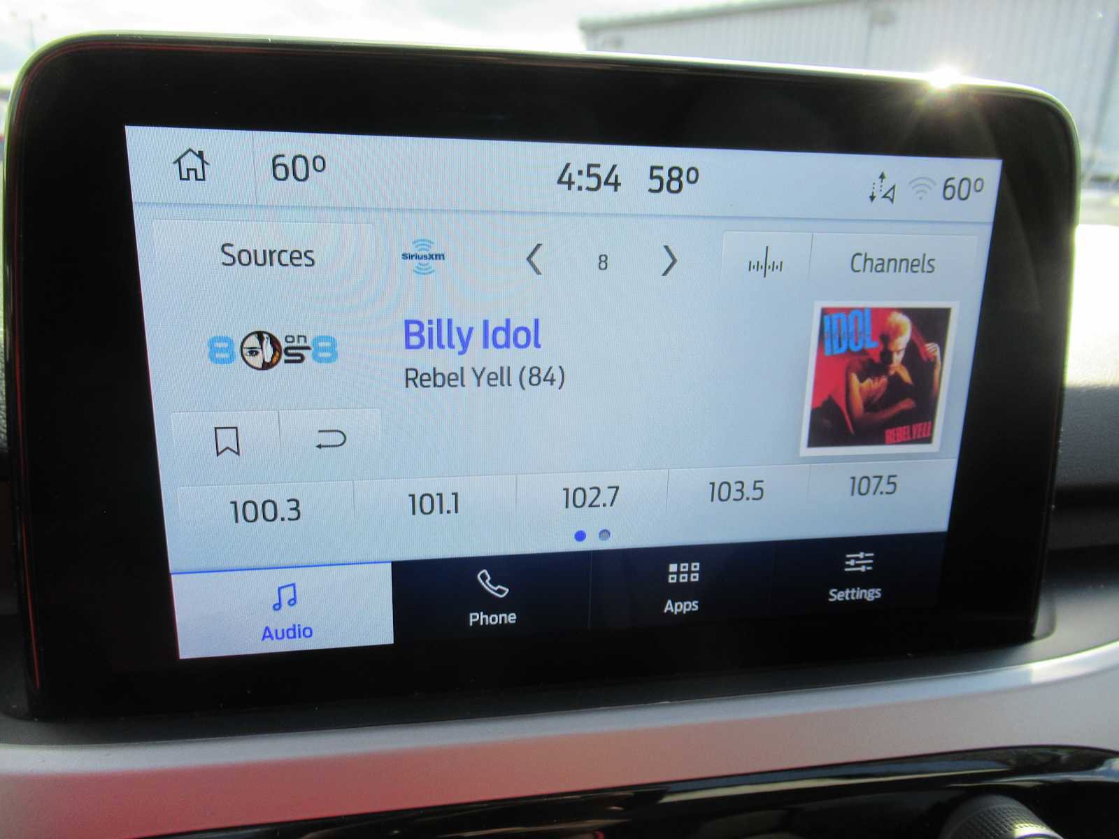 Used 2022 Ford Escape SE w/ SE Sport Appearance Package image 26