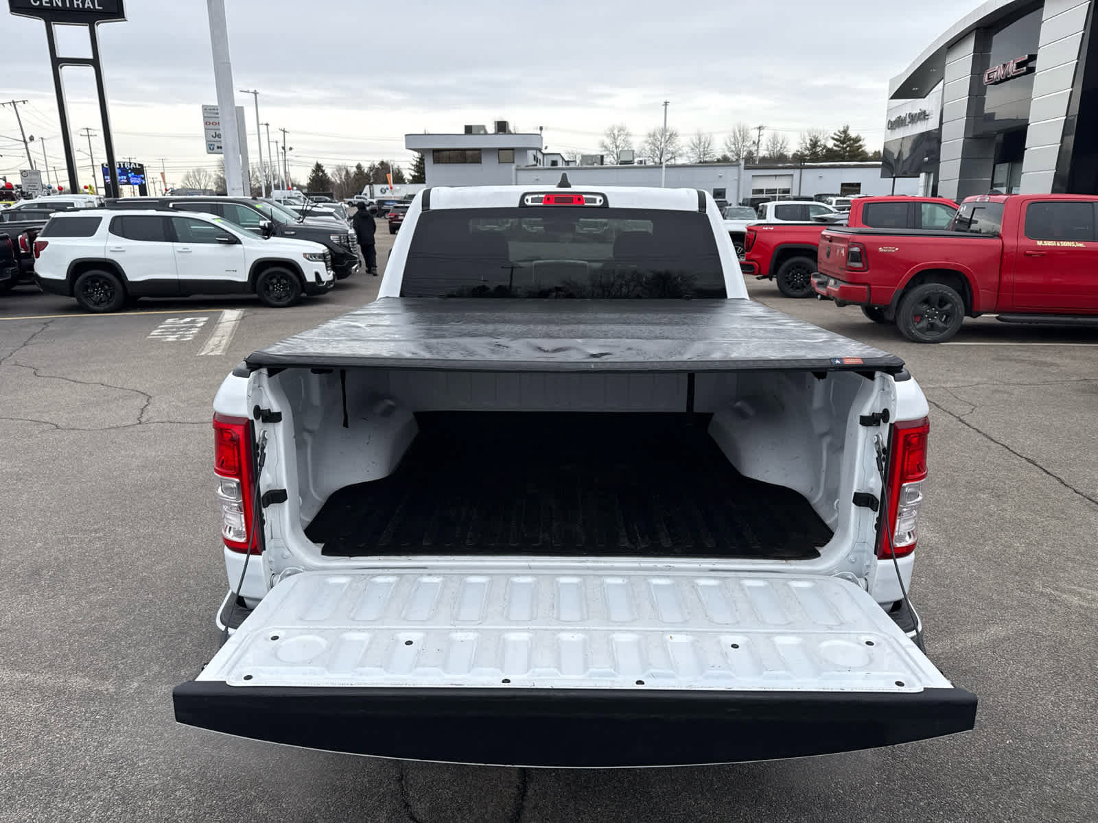 Used 2021 RAM 1500 Big Horn image 9