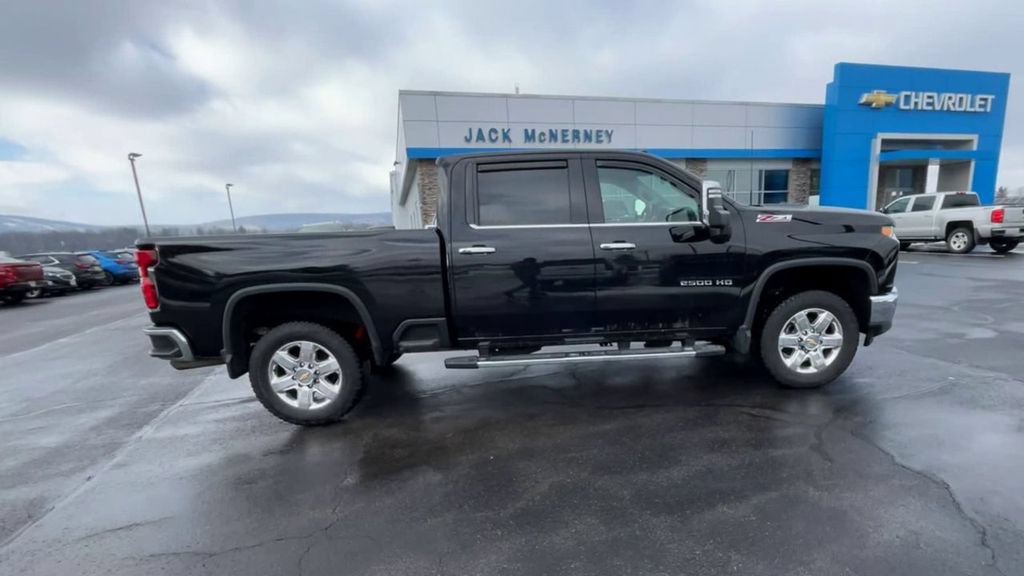Used 2023 Chevrolet Silverado 2500 LTZ w/ LTZ Convenience Package AWD/4WD image 9