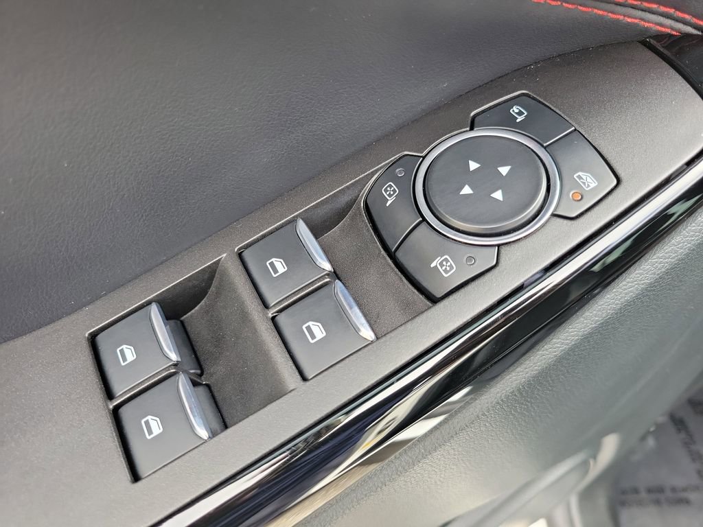 Used 2023 Ford Explorer ST-Line w/ Class IV Trailer Tow Package RWD image 21